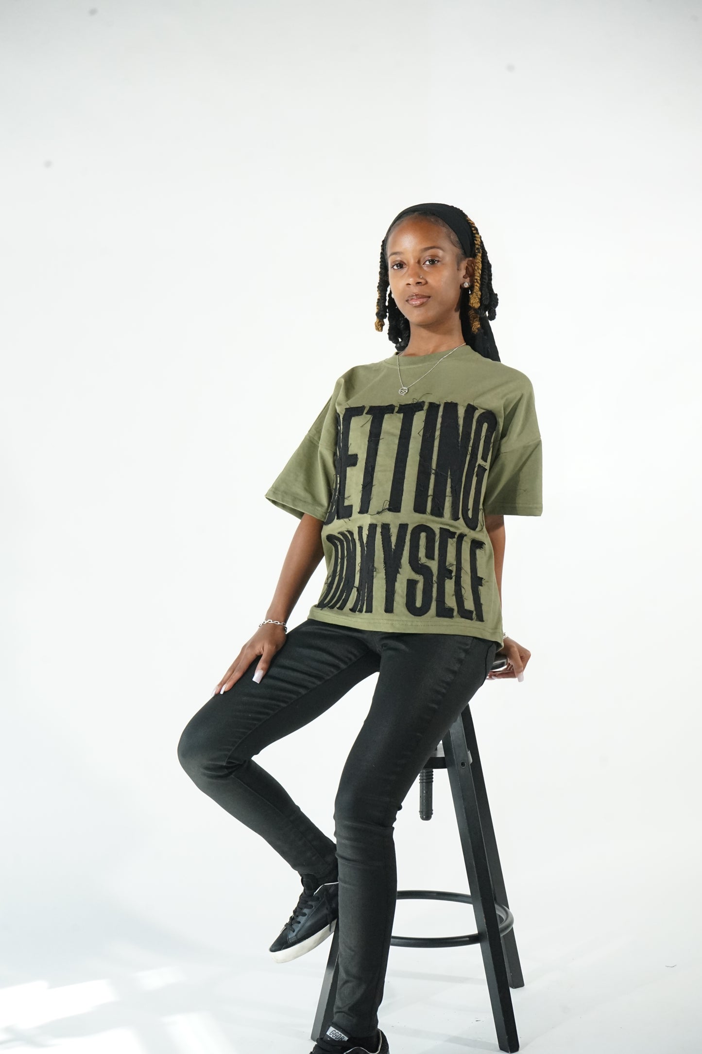 B.O.M TSHIRT (Olive)