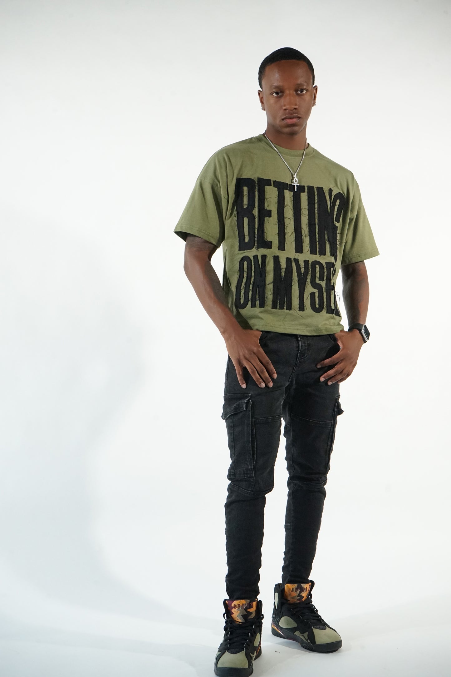 B.O.M TSHIRT (Olive)